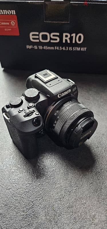 كانون canon R10 حالتها زيرو 0