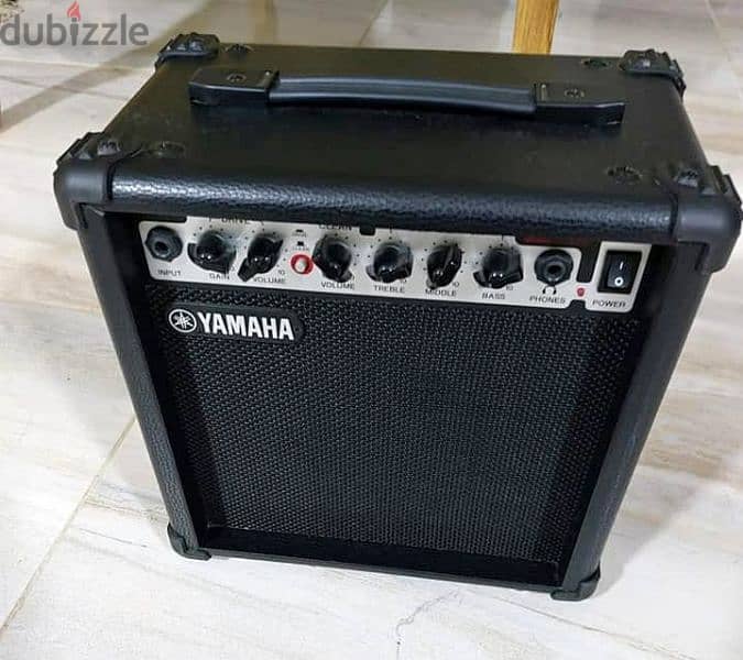 Yamaha GA15 Guitar Amp 0