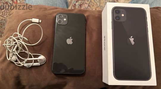 Iphone 11 black 128 used like new with box