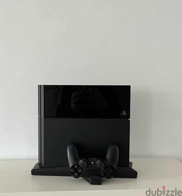 USED PS4 Fat 500 GB + 1 Controller and PS camera 0