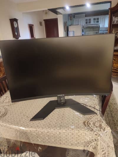 GIGABYTE  G32QC Gaming Monitor