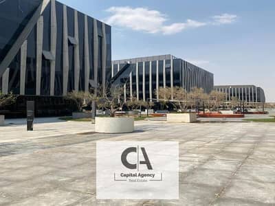 fully finished admin office 240m with Ac's for rent in EDNC - New Cairo