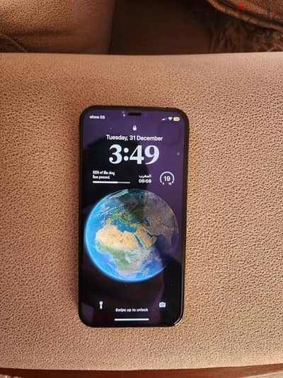 iphone 12 pro حاله ممتازه