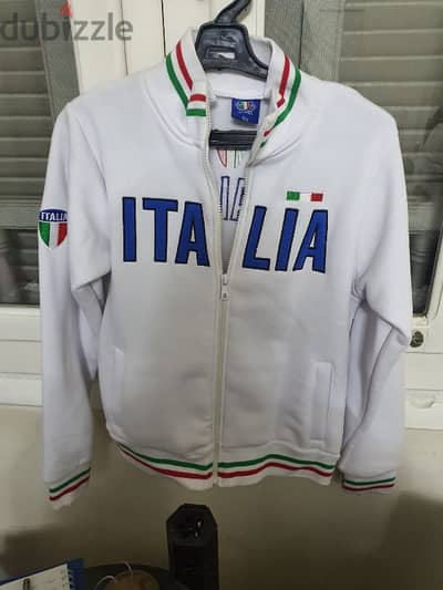 Imported white heavy jacket from Italy size 11/12 years