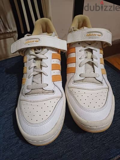 Adidas Forum Low Orange and white shoes