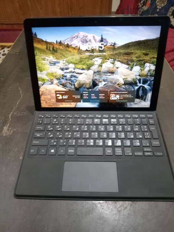 Dell 5285 2 in 1 laptop 1