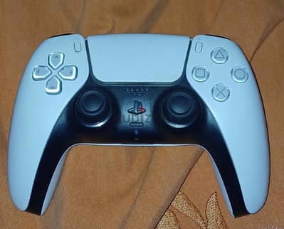 PS5 Controller used like new