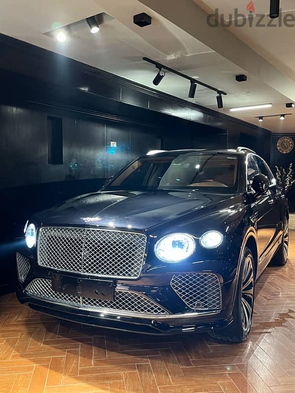 Bentley Bentayga 2021 0