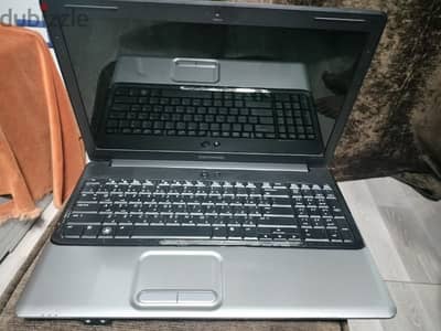 السعر 3000 جنيه لاب توب hp compaq  رامات 3 جيجا  بروسيسور core2