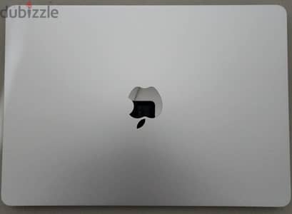 Macbook Air M2 15 Inch used like new