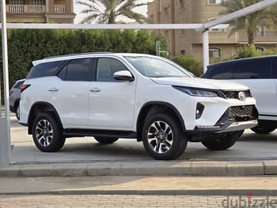 Toyota Fortuner 4.0L Sport 2025