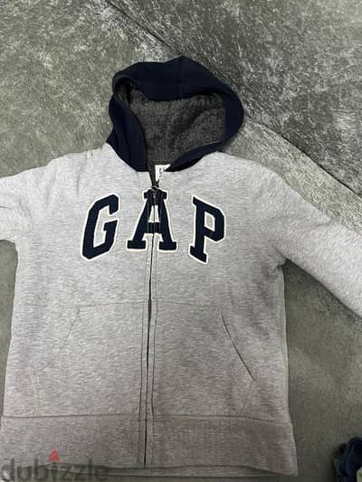 جاكيت GAP