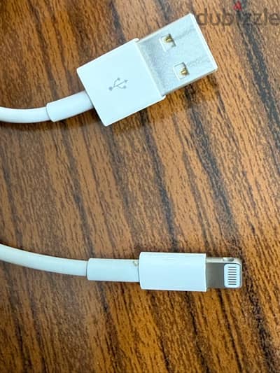 Apple Original lightening cable (Almost new)