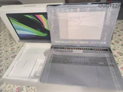 MacBook PRO M2 100% Ar En A+++ condition like new