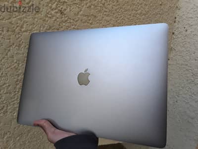 MacBook Pro 15 inch , 2016 ,500 GB , 16 RAM