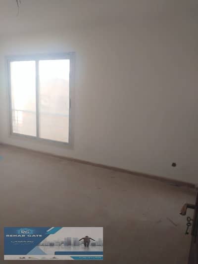 Apartment for sale in Dar Misr Al-Qurnfol, 100 sqm, ground floor, with a private garden allocation, instalments