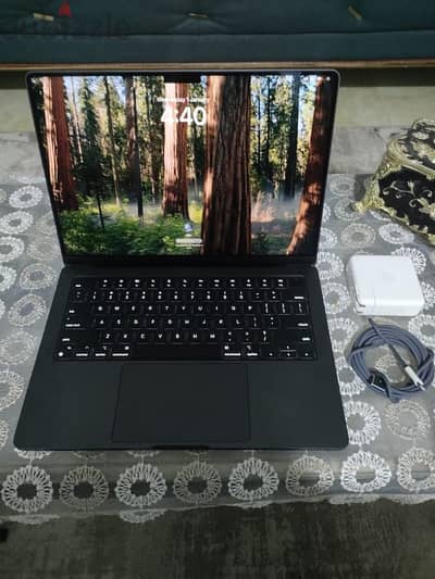 MacBook Pro M3 pro 14 inch Ram 18