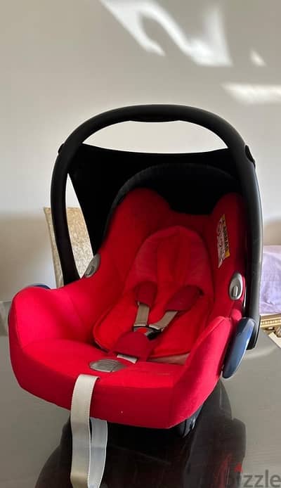 Maxicosi cabriofix stage 1 car seat