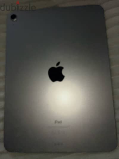 iPad Air 4th generation. . 10.9 inch… WiFi. .