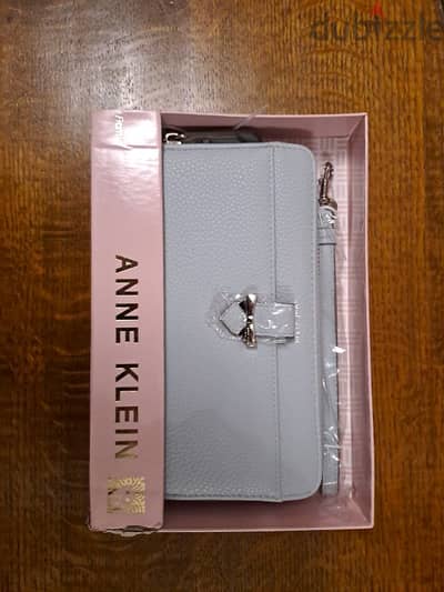 Anne klein original wallet