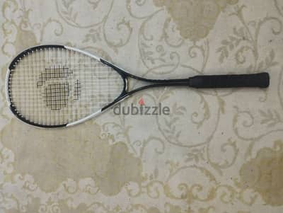 مضرب اسكواش استخدام مرة squash rocket