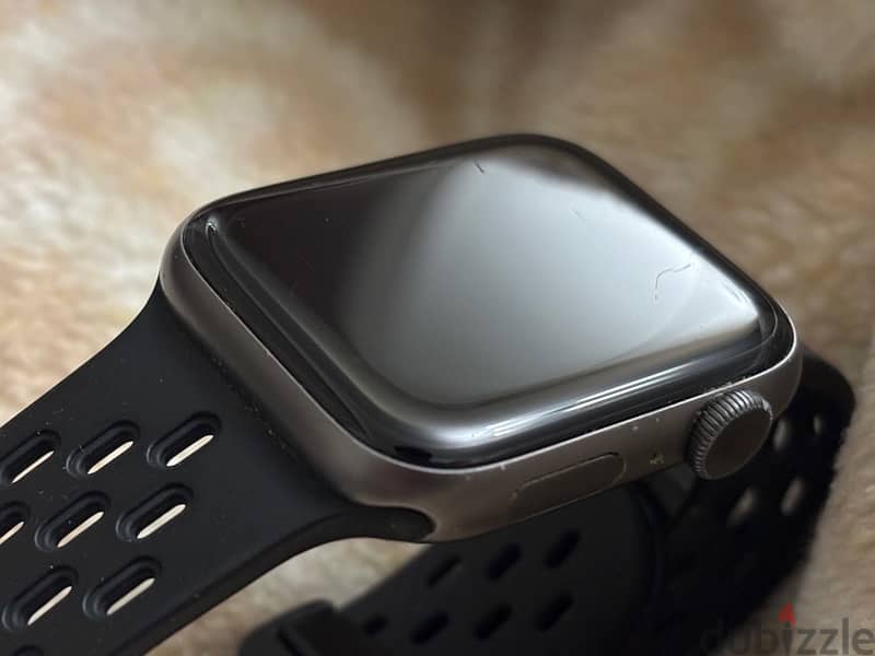 Apple Watch Series 5 44mm 0