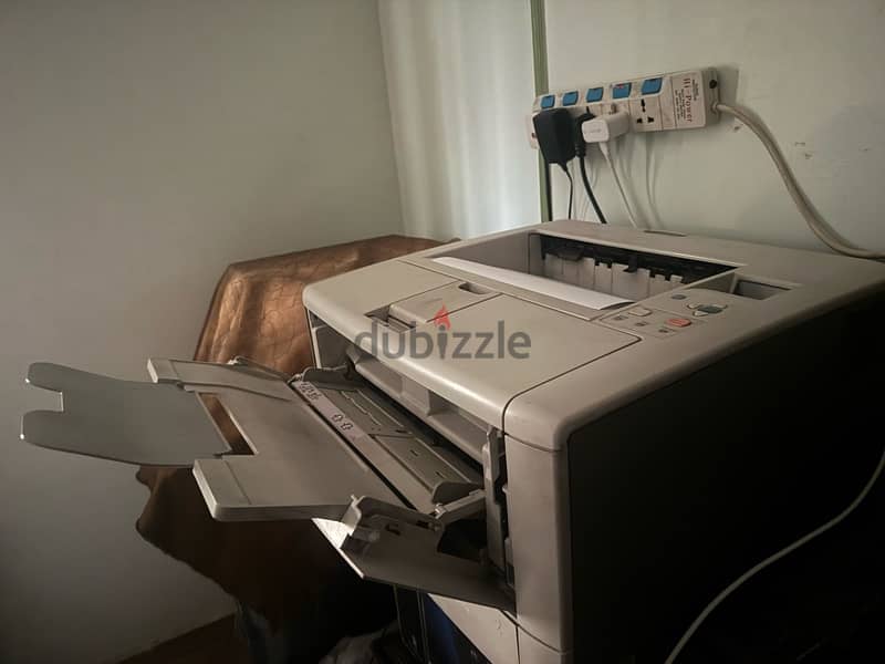 طابعه hp laser jet 5200 6