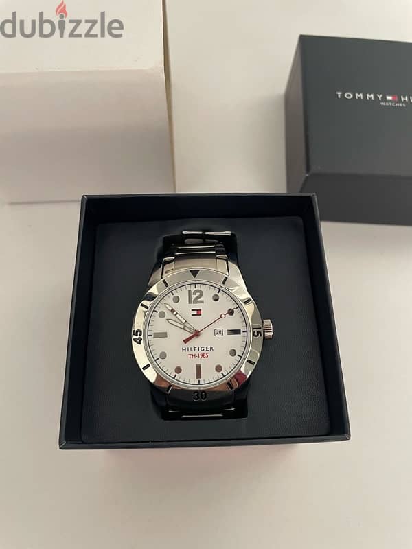 New Tommy Hilfiger watch 0