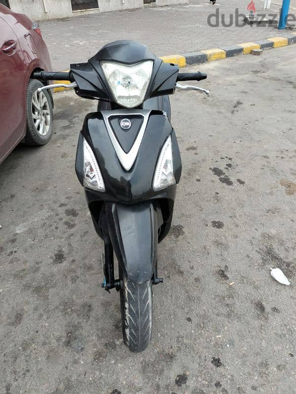 SYM ST 200CC 2022حاله جيدا جدا جدا وربنا يبارك لصاحب النصيب 0