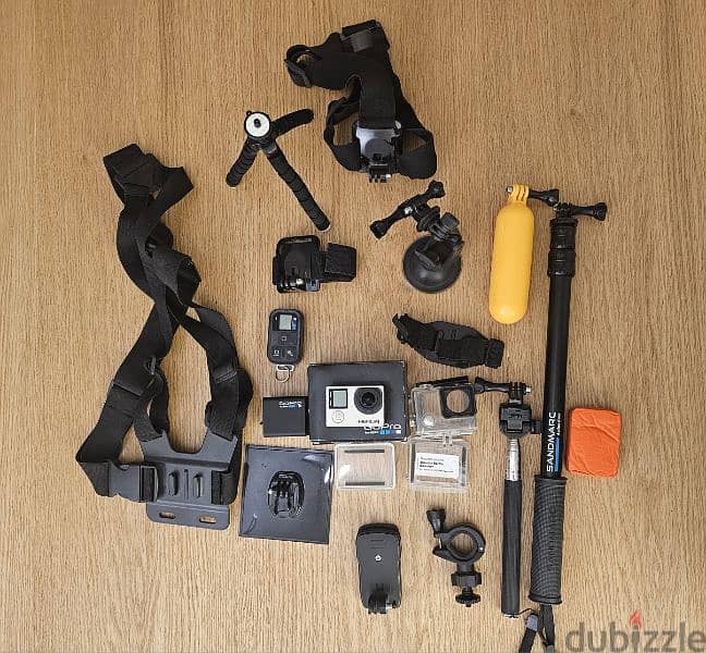 GoPro Hero 4 - Mint Condition with all accessories 0