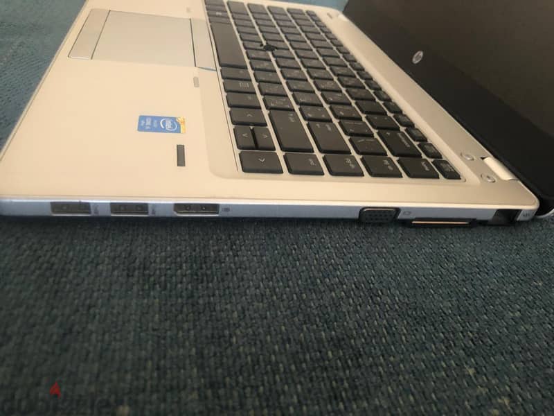 HP laptop - In a very good condition - Slim book 5