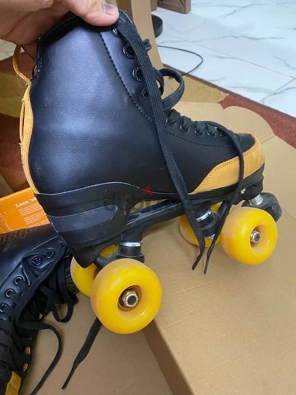 brand new professional roller skate 3