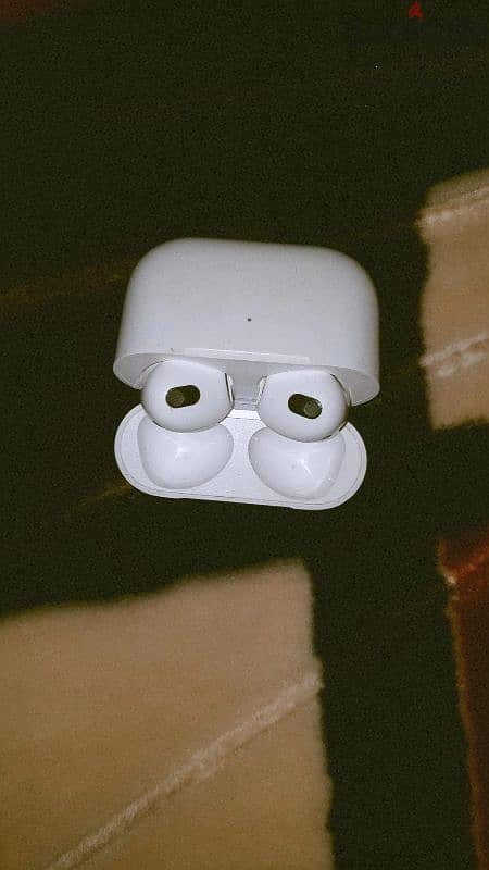 Apple AirPods 0