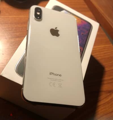 Apple iPhone XS - like new