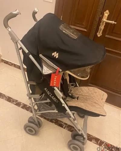 استعمال نظيف جدا من mothercare نوعها maclaren