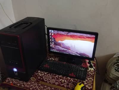 PC للبيع