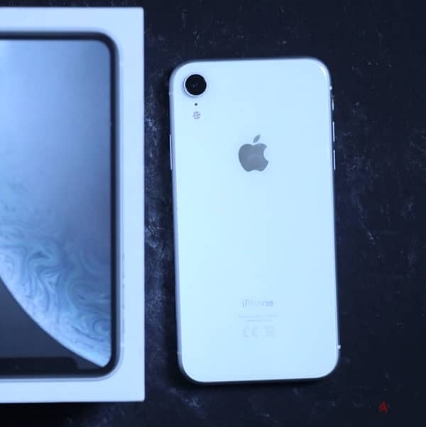 iPhone XR 256 2