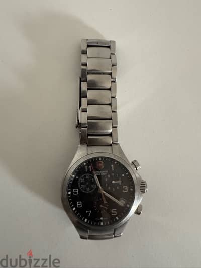 victorinox watch