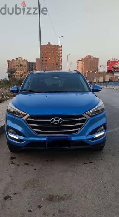 Hyundai Tucson top class 2017 هيونداي توسان 2017 عداد 105