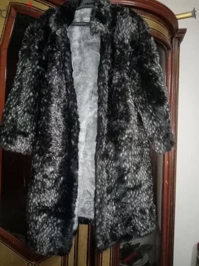 warm sintetic skin coat