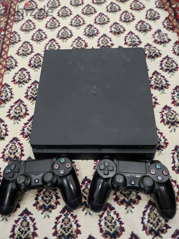 ps4 slim 1 tera with 2 original controllers 0