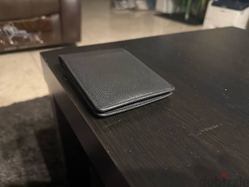 Luis Vuitton wallet 2