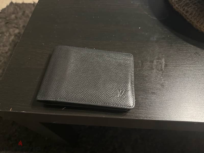 Luis Vuitton wallet 3