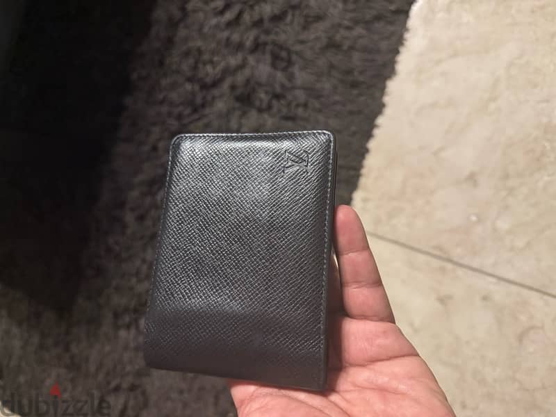 Luis Vuitton wallet 8