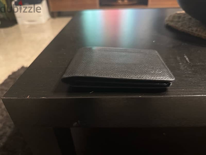 Luis Vuitton wallet 9