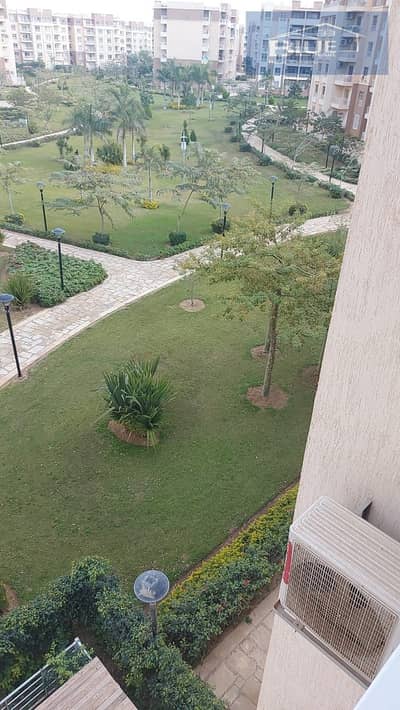 A 3bedrooms garden view unit for rent in b11 madinty