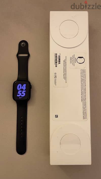 Apple Watch series 8 44mm