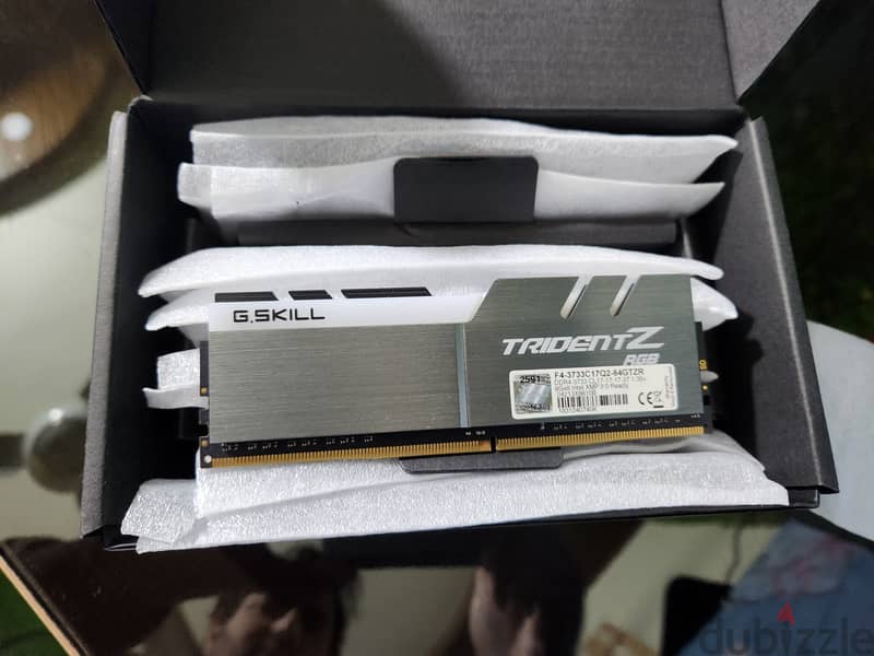 G. SKILL TridentZ RGB Series 64GB (8 x 8GB) 3733Mhz 0