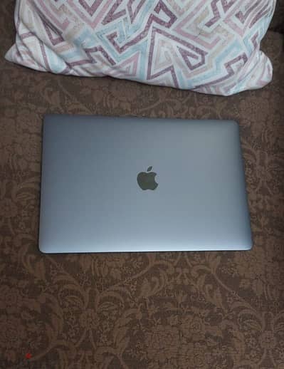 Mac Book Pro I7 2017