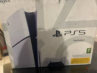 مع لعبتين Ps5 slim playstation cd version new بلايستيشن جديد بالضمان